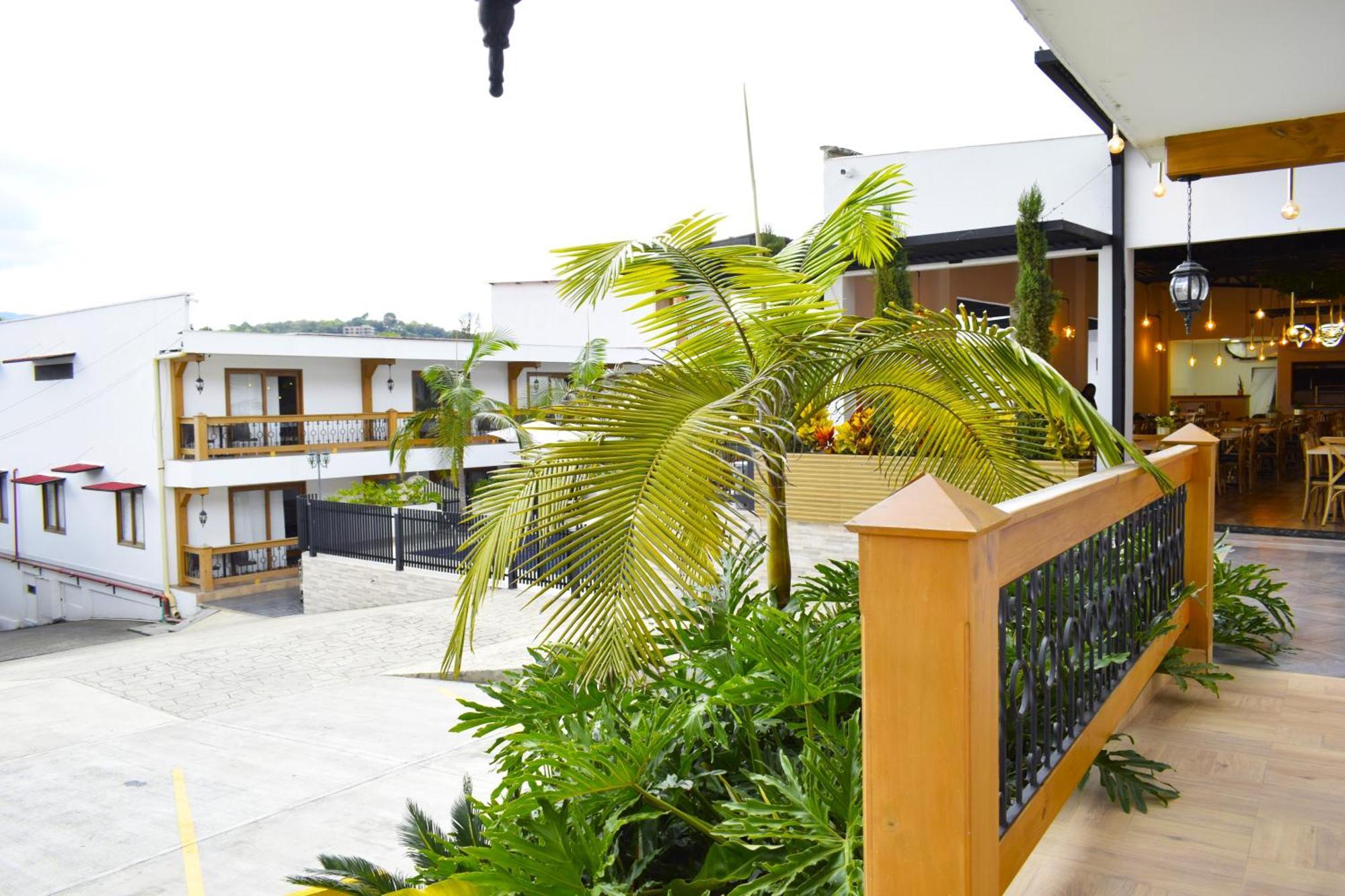 Hotel Gran Plaza San Agustin Exterior photo