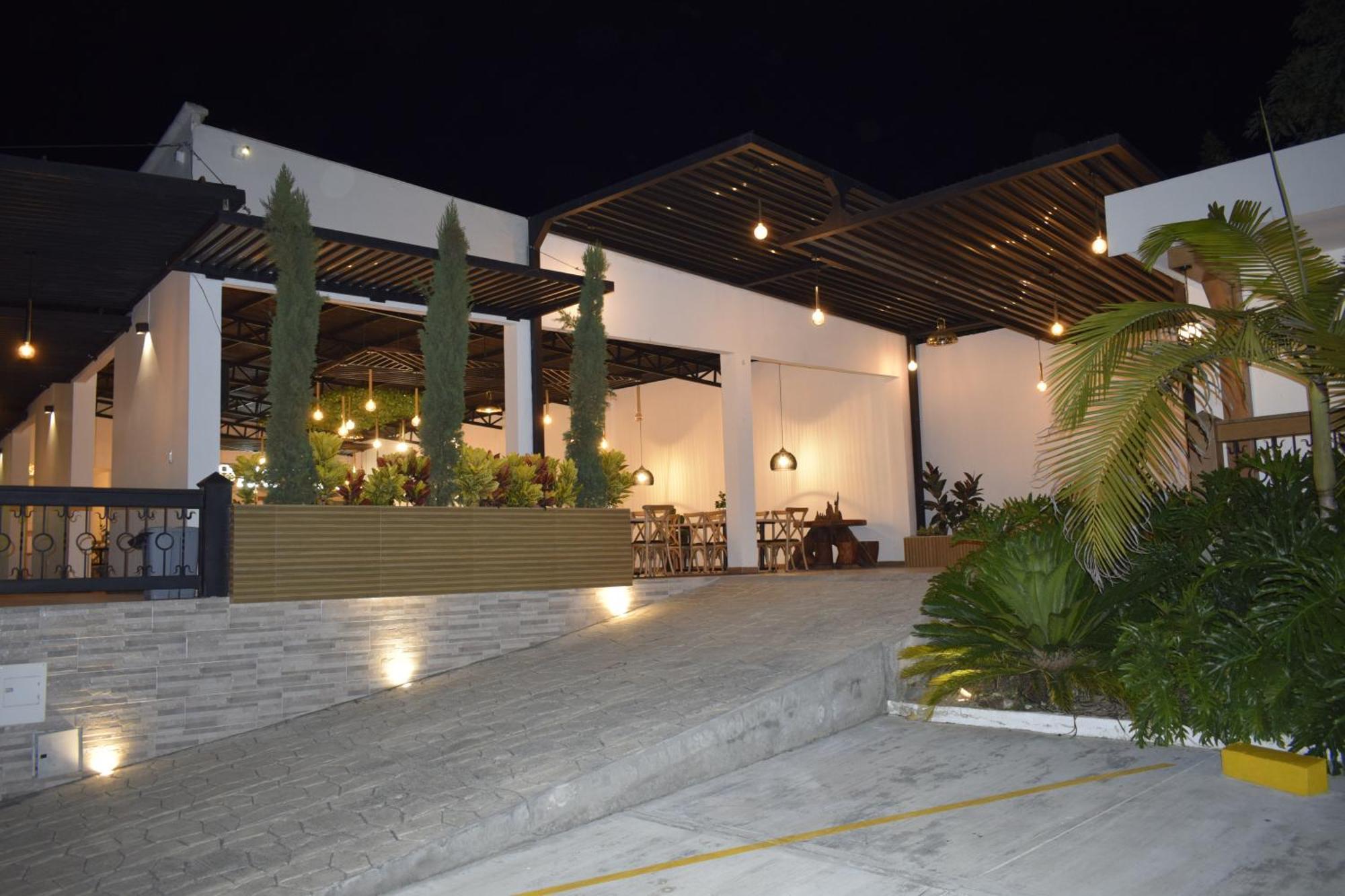 Hotel Gran Plaza San Agustin Exterior photo